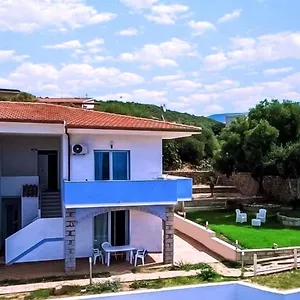  Pensión Beb Con Piscina Del Borgo